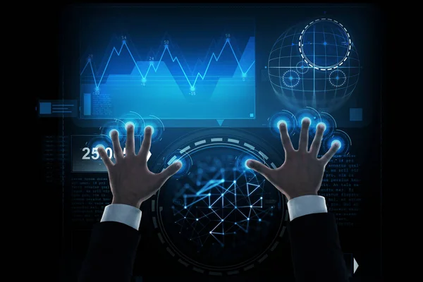 Крупним планом руки бізнесмена з віртуальним екраном — стокове фото