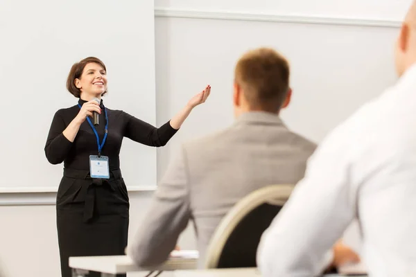 Group of people at business conference or lecture — Stock Photo, Image