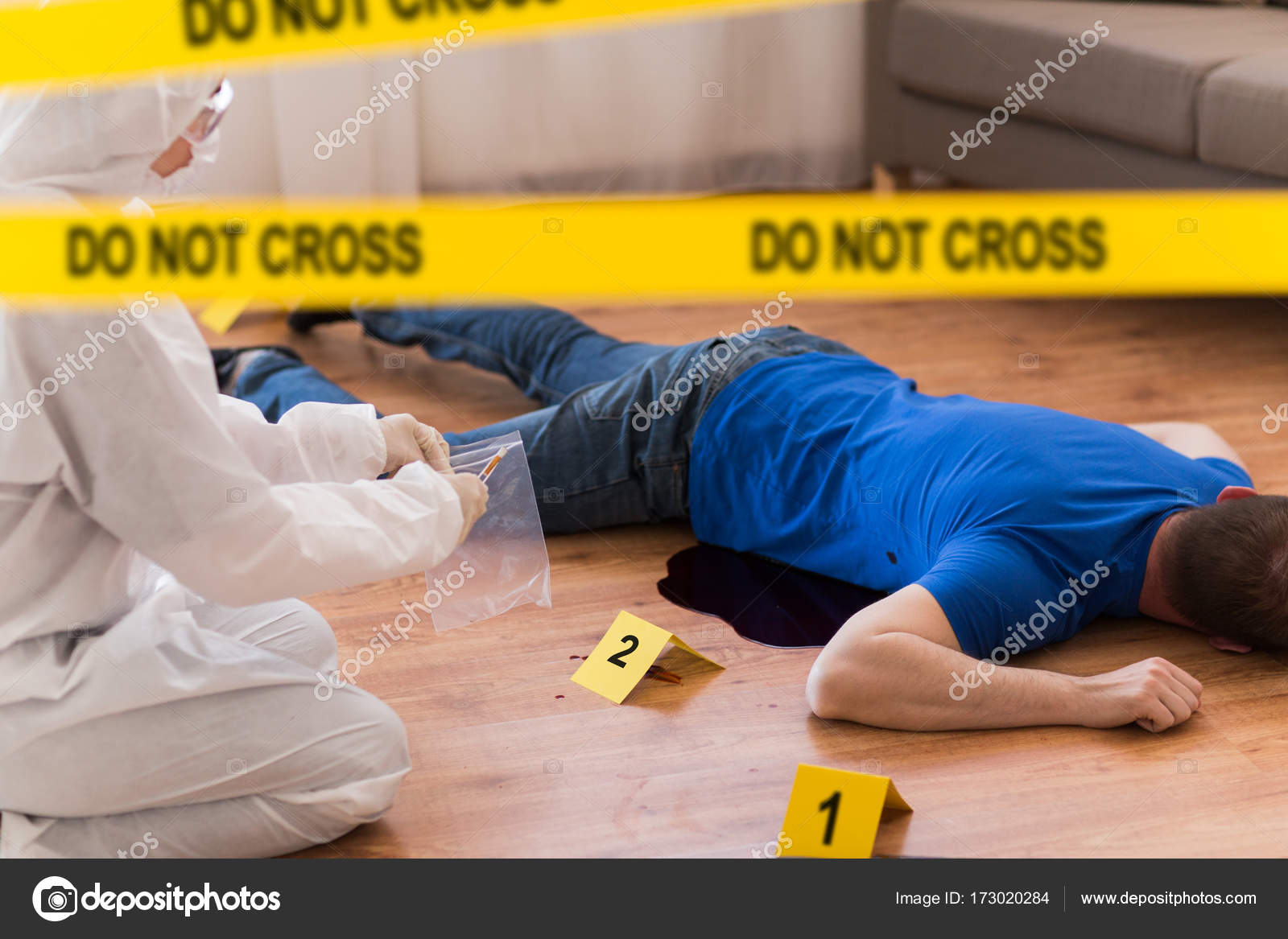 犯罪收集犯罪现场证据——图库图片© Syda_Productions #173020284