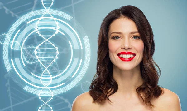 Vrouw met rode lippenstift over dna-molecule — Stockfoto