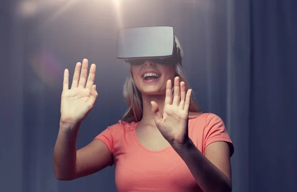 Vrouw in virtual reality headset of 3D bril — Stockfoto