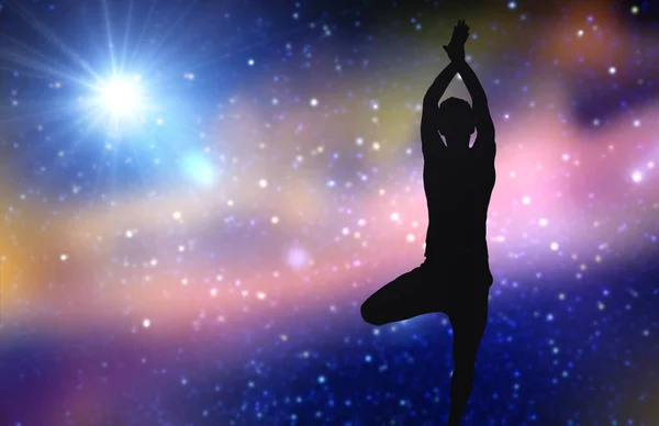Silhouette des Menschen, der Yoga über dem Weltraum macht — Stockfoto
