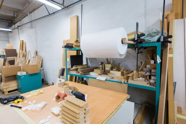 Taller de embalaje de fábrica de madera —  Fotos de Stock