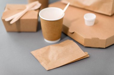 disposable paper containers for takeaway food clipart