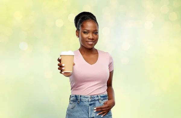 Happy african american woman drinking coffee — Stock Photo, Image