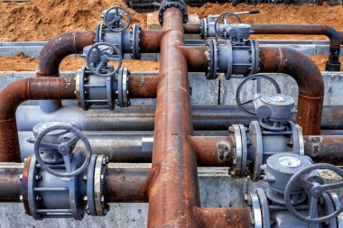Burada boru ve vanadan petrol rafinerisinde