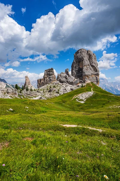 Cinque Torri, Dolomites, Itália — Fotografia de Stock