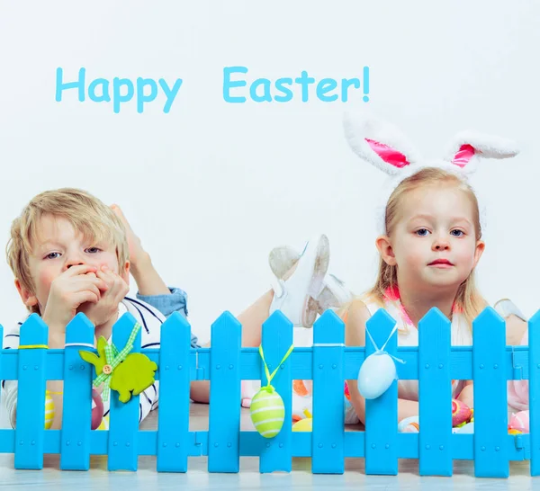 Twee kinderen van Pasen — Stockfoto