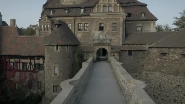 Aerial shot of the antique castle — Stock Video