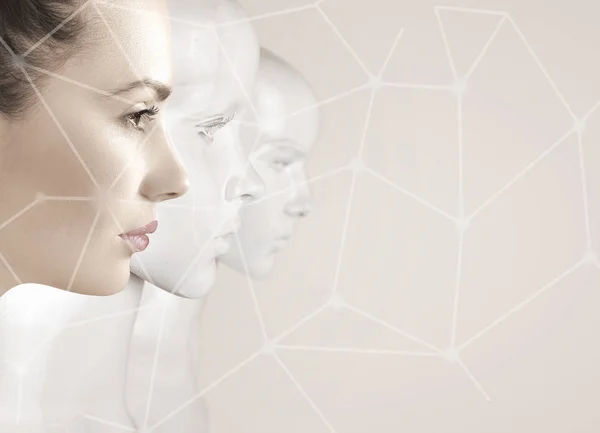Mujer y robots - inteligencia artificial — Foto de Stock