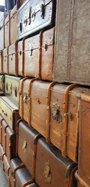 Eski Ahşap Bavullar — Stok fotoğraf