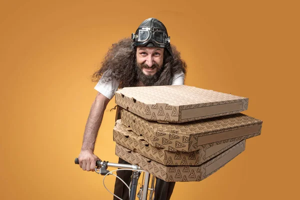 Hombre Alegre Pizza Una Bicicleta — Foto de Stock