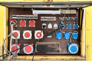 Elektrik kontrol paneli