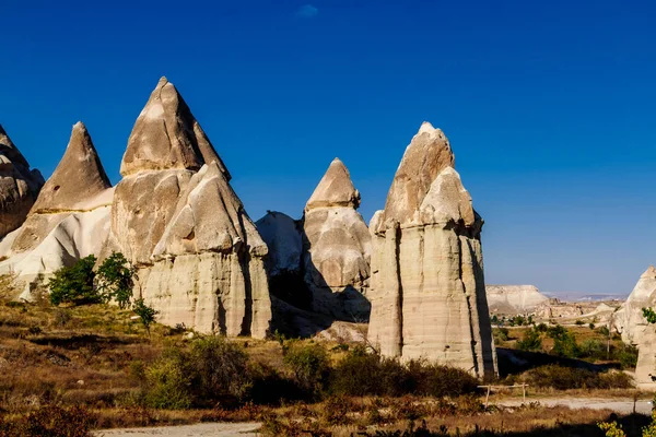 Pilares Pedra Vale Amor Parque Nacional Goreme Aldeia Goreme Anatólia — Fotografia de Stock