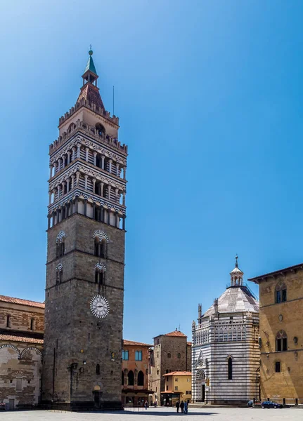 Torre Sino Duomo Battistero San Giovanni Dia Ensolarado Brilhante Pistoia — Fotografia de Stock