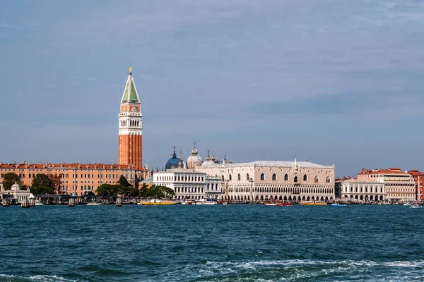 View Doge Palace Bell Tower San Marco Venice Italy — стоковое фото