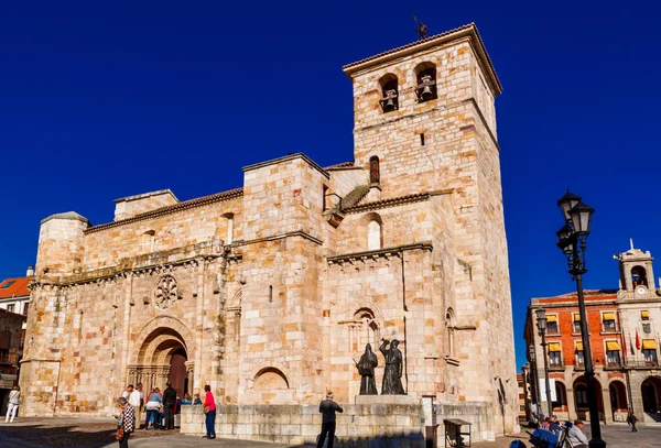 Zamora Hiszpania Października 2016 Posągi Merlu Pobliżu Kościoła San Juan — Zdjęcie stockowe