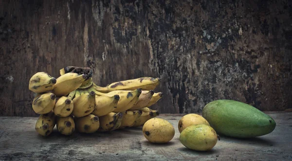 Tropické ovocné zátiší — Stock fotografie