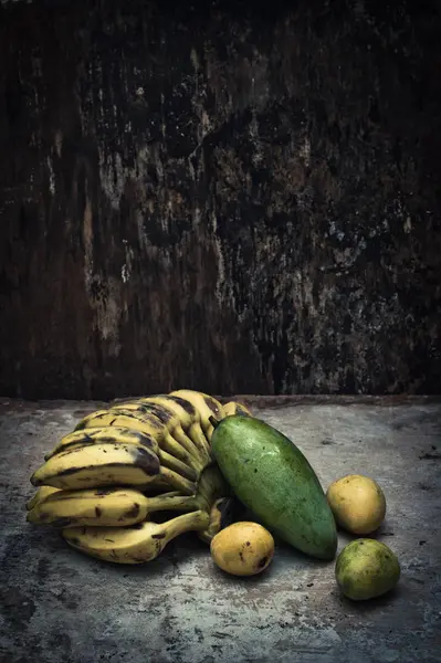 Frutas tropicais ainda vida — Fotografia de Stock