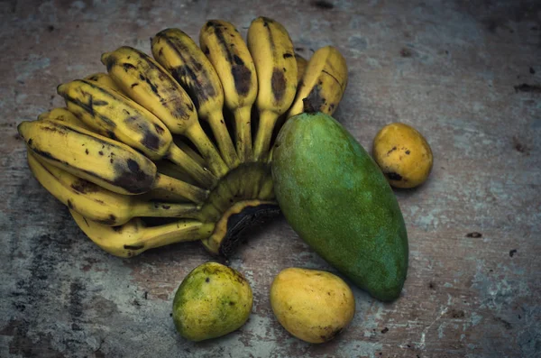 Tropické ovocné zátiší — Stock fotografie