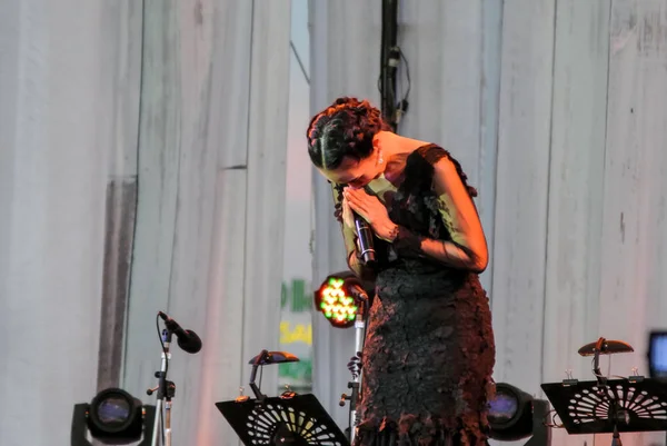 Rudklao Amratisha wykonać w "Jazz w pamięci w mieście Bangsaen" — Zdjęcie stockowe