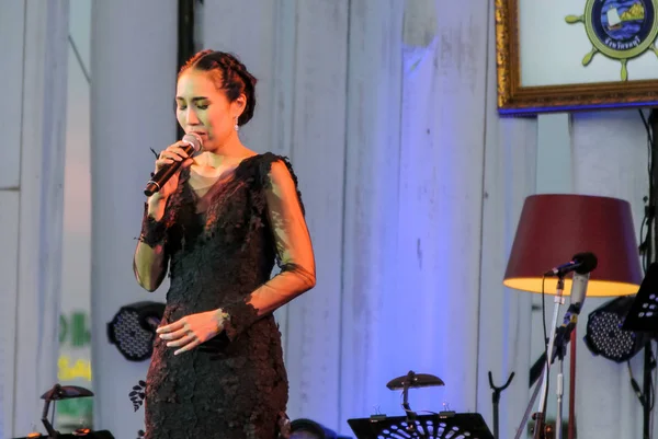 Rudklao Amratisha uitvoeren in "Jazz in het geheugen op Bangsaen" — Stockfoto