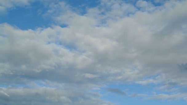 4K Temps écoulé de beaux nuages mouvement — Video