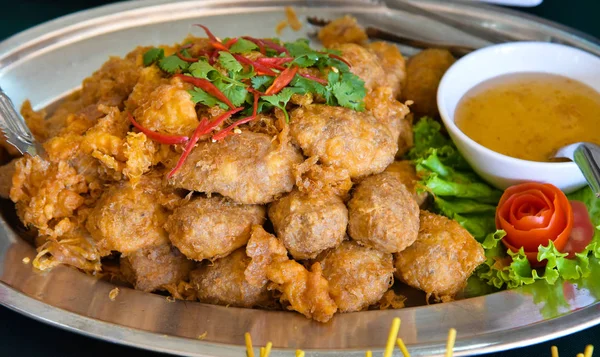 Thai deep fried food with sweet sauce, Thai cuisine — Stock Photo, Image