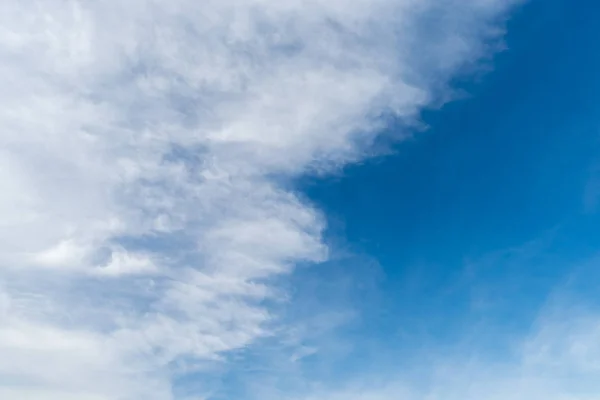 素敵な白い雲 — ストック写真