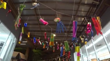 Japon Koi balık bayrak tavanda (Japon çocuk gün ya da Koi-no-bori yok Sato Festivali)