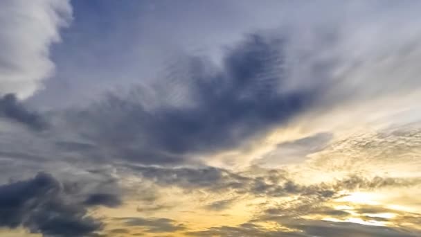 Time lapse of clouds movement in sunset sky — Stock Video