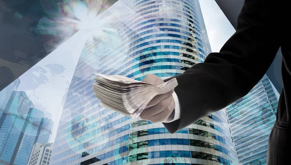 Make money from investment in metropolis — Stock Photo, Image