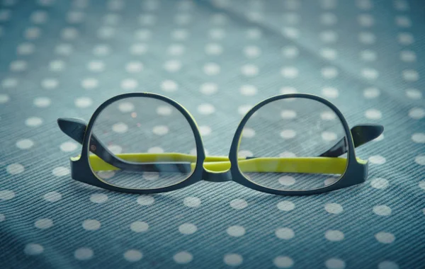 Lunettes de vue avec beau tissu — Photo