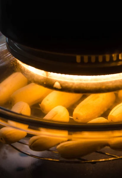 烤箱烤香蕉 — 图库照片