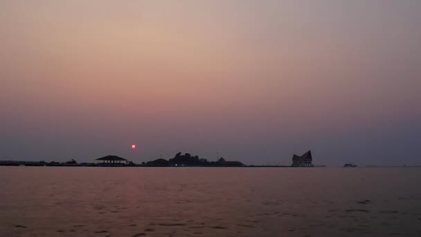 Caducidad Del Atardecer Mar Con Fondo Isla Koh Loy Sriracha — Vídeo de stock