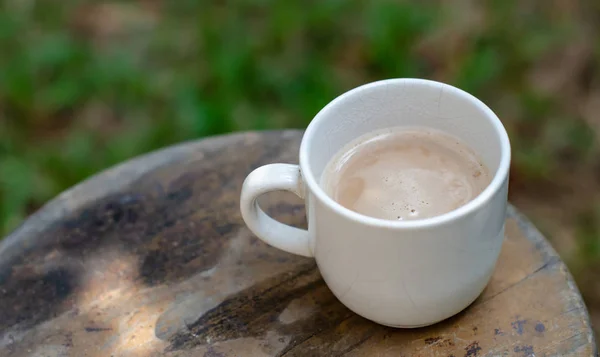 Bella tazza di caffè al mattino — Foto Stock