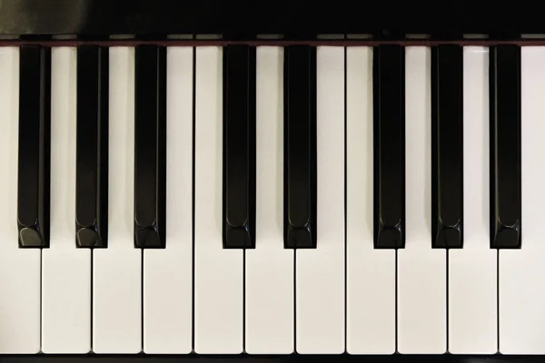 Klaviertasten, Musikinstrument, Draufsicht — Stockfoto