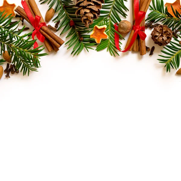 Weihnachtsbordüre auf weißem Hintergrund — Stockfoto