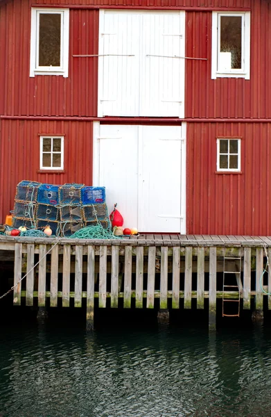 Smogen es una pequeña ciudad de pescadores en Suecia — Foto de Stock