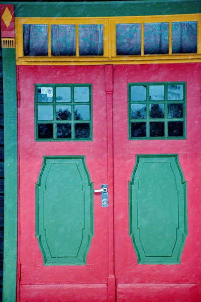 Colorfull door on a wall — Stock Photo, Image