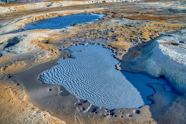 在 Hverir，冰岛地热活动 — 图库照片