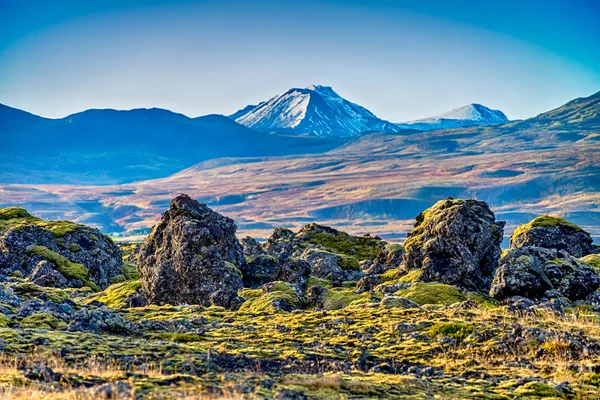 Farbenfrohe isländische Landschaft in Europa — Stockfoto