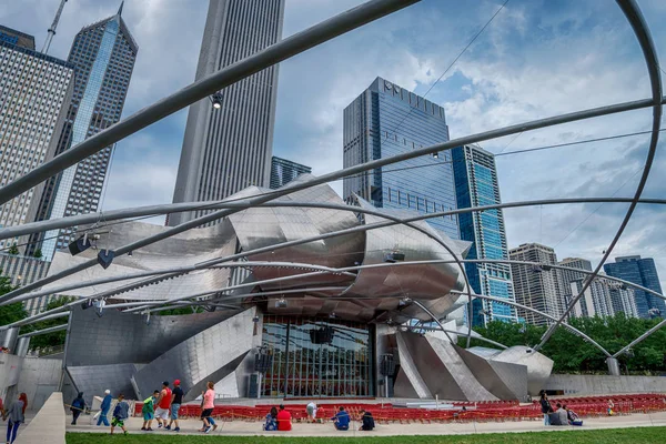 CHICAGO, IL 4 JULHO 2017- Vista do Pavilhão de Música Jay Pritzker — Fotografia de Stock