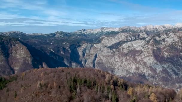 Juliska alperna i nationalparken Triglav i Slovenien — Stockvideo