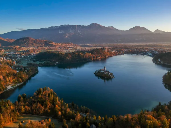 Island with a church in Bled, Slovenia — Stock Photo, Image