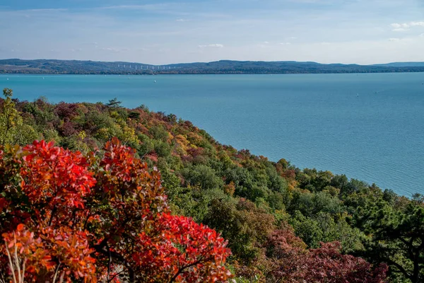 Φθινόπωρο στη λίμνη Μπάλατον στην Ουγγαρία — Φωτογραφία Αρχείου