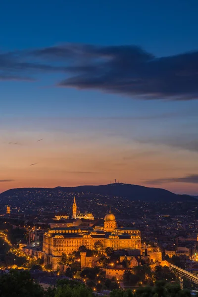 Veduta notturna di Budapest in Ungheria — Foto Stock