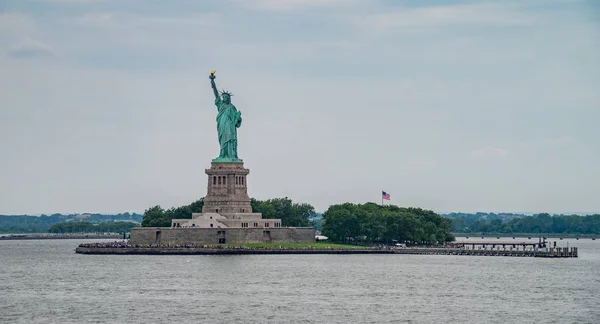 New York 'taki Özgürlük Heykeli — Stok fotoğraf