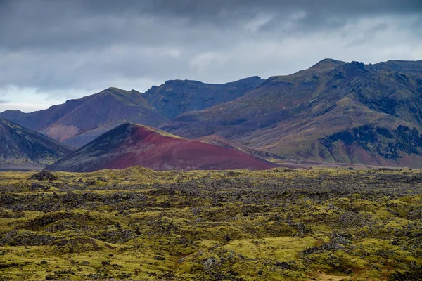 Paisaje islandés colorido — Foto de Stock