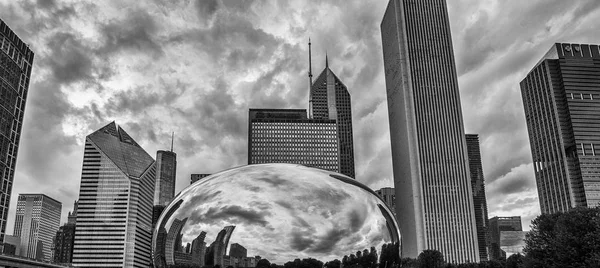 O portão de nuvens em Chicago — Fotografia de Stock